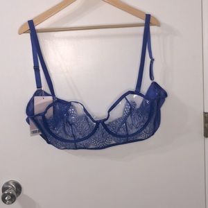 Hyper real lace and vinyl bustier in blue